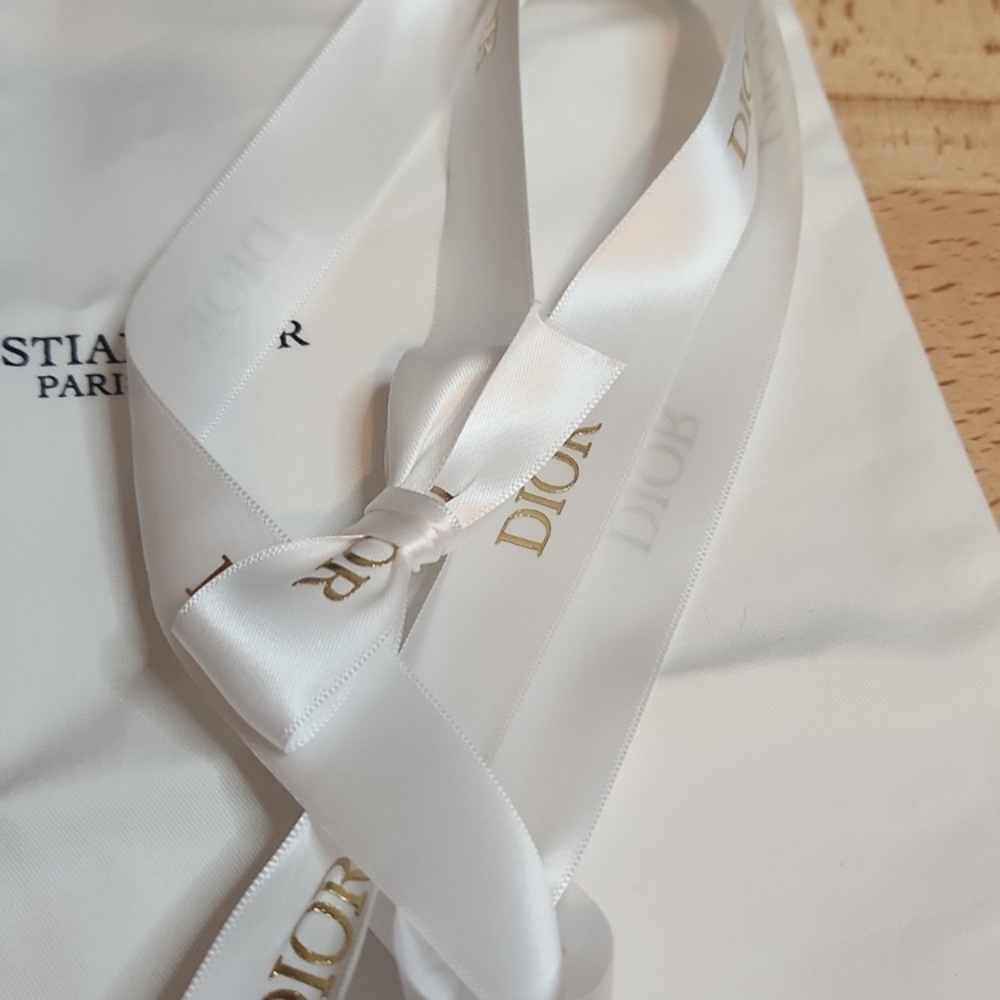 Christian Dior String Bag & Ribbon - Picture 4 of 8
